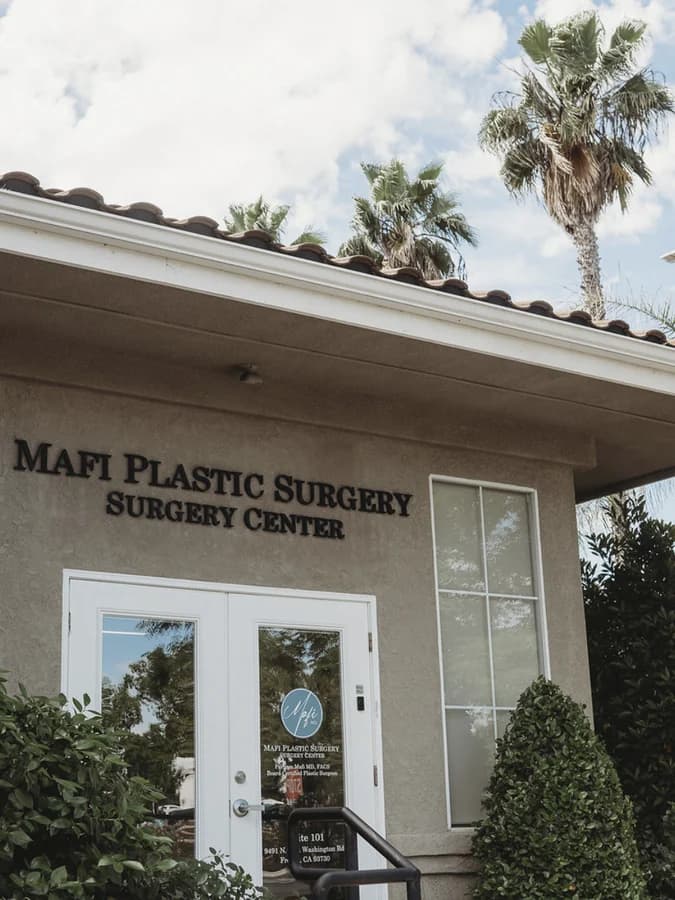 The exterior of Mafi Plastic Surgery Surgery Center in Fresno