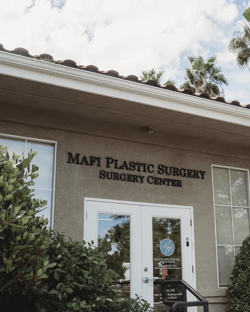 Liposuction at Mafi Plastic Surgery