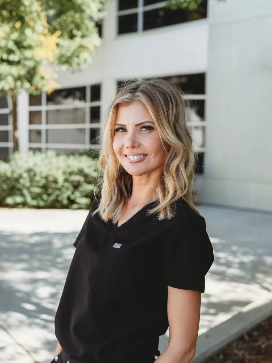 Tiffany, patient coordinator / office manager at Mafi Plastic Surgery
